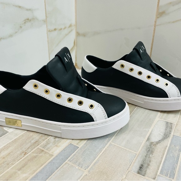 AX Armani Exchange XDX027XCC14 Black and White Sneakers with Gold Accents 7M - Picture 14 of 15